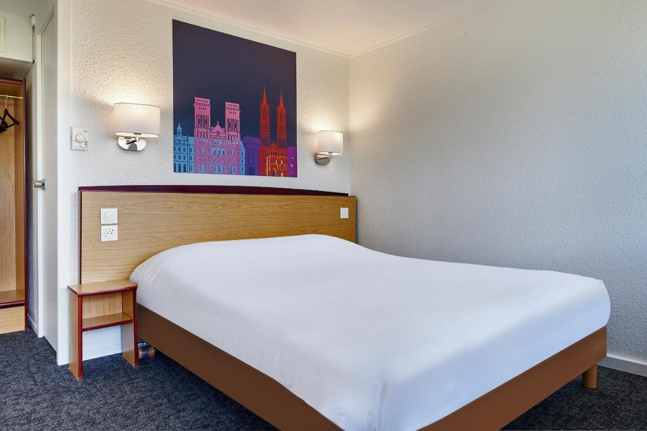 Kyriad Tarbes Bastillac Exteriör bild