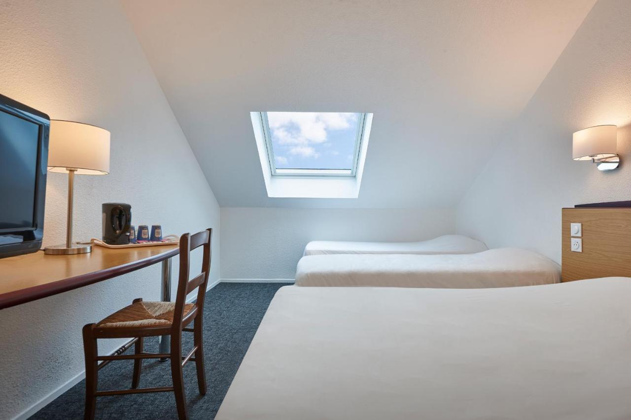 Kyriad Tarbes Bastillac Exteriör bild