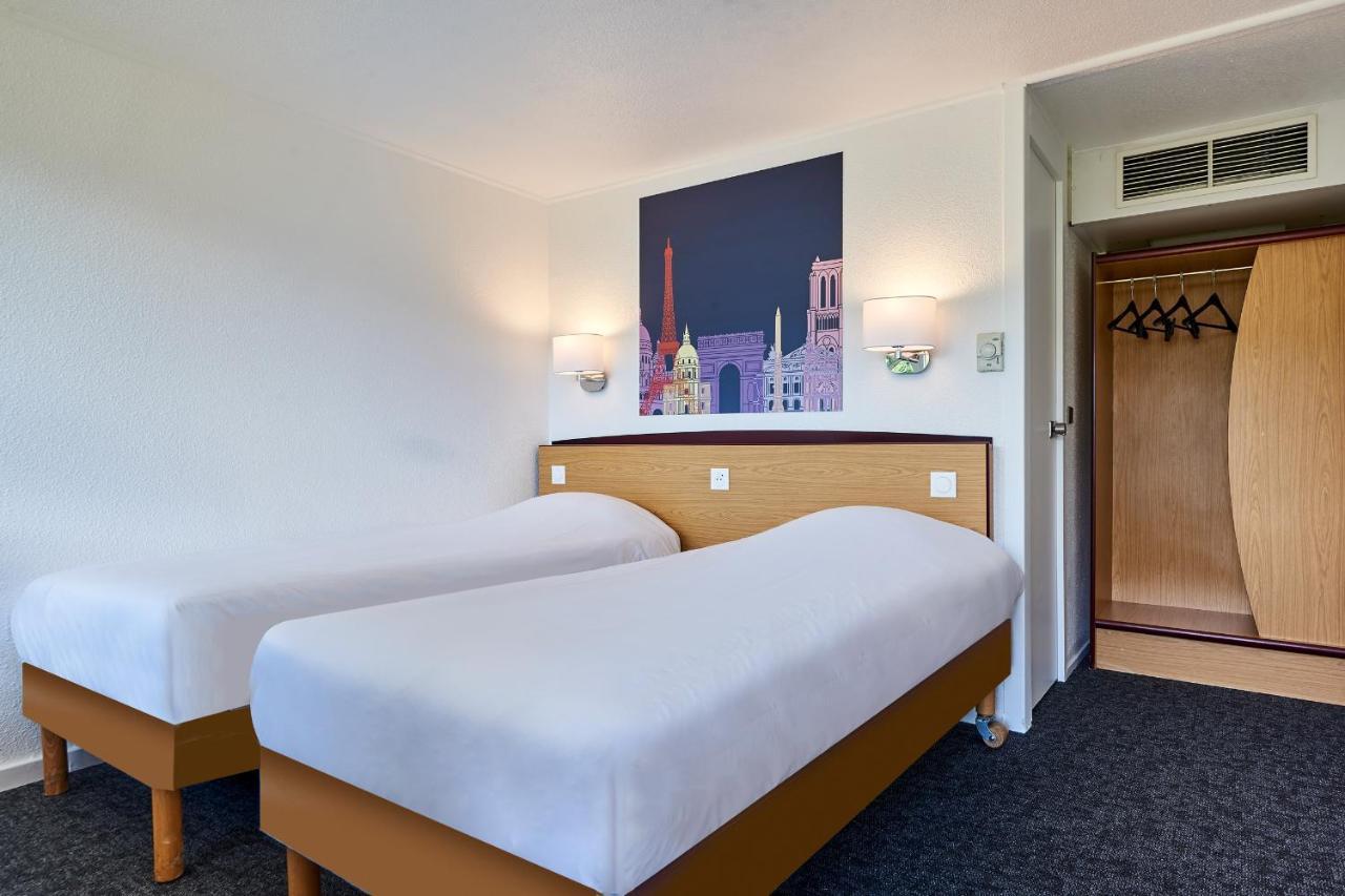 Kyriad Tarbes Bastillac Exteriör bild
